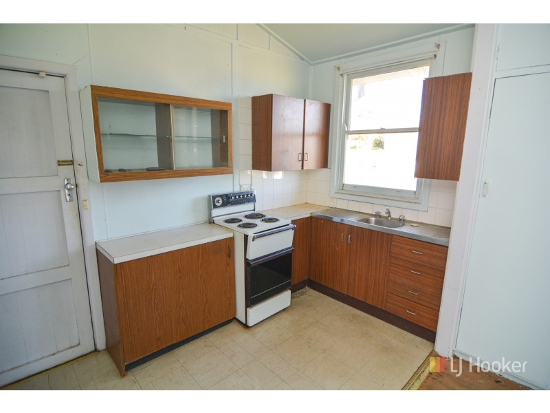 14 Hume Avenue, Wallerawang NSW 2845