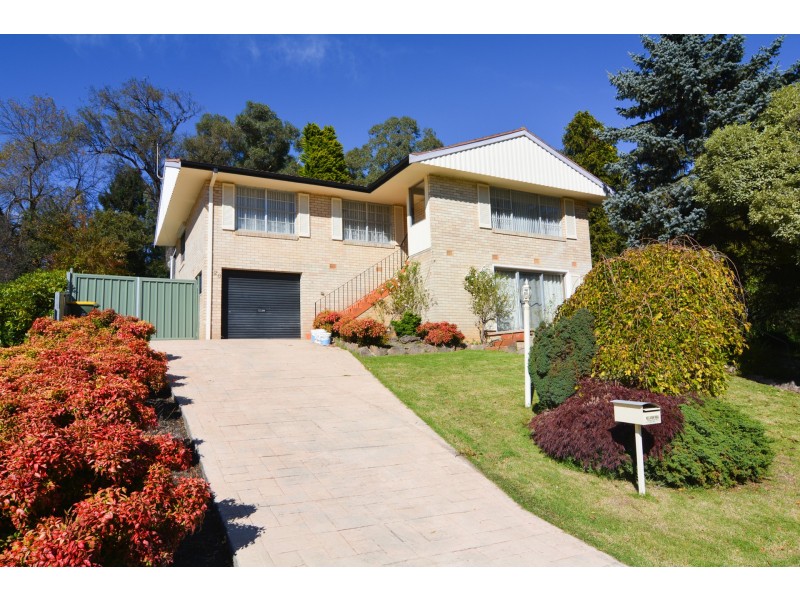 28 Maple Crescent, Lithgow NSW 2790