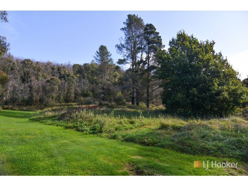 Off Gell & Hepburn Street, Lithgow NSW 2790