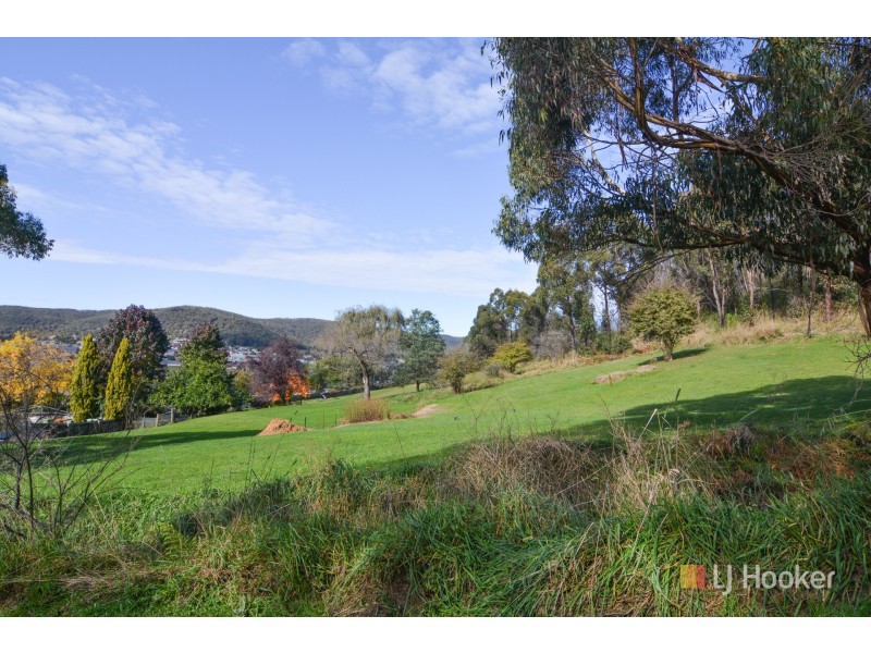 Off Gell & Hepburn Street, Lithgow NSW 2790