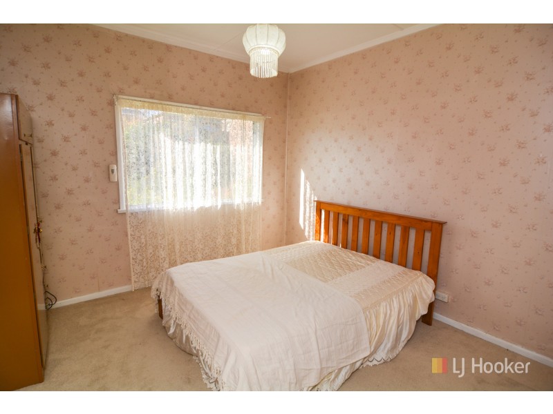 70 Ferro Street, Lithgow NSW 2790