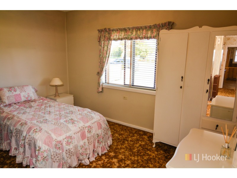 32 Commens Street, Wallerawang NSW 2845