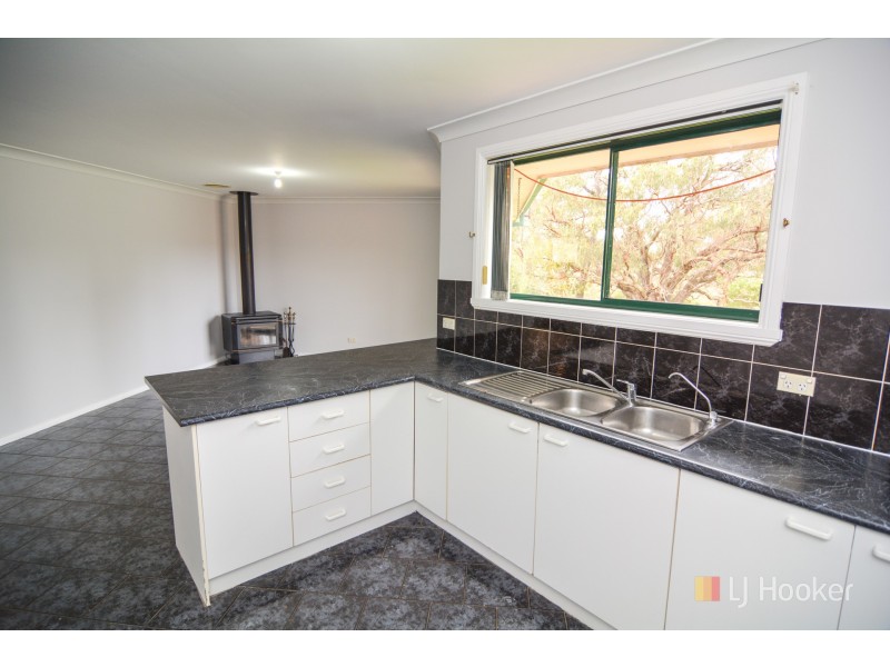 60 Williwa Street, Portland NSW 2847