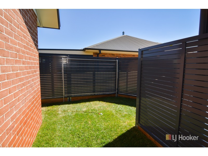 2/34 Rifle Parade, Lithgow NSW 2790