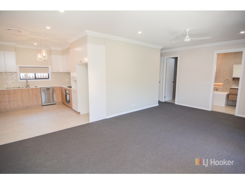 2/34 Rifle Parade, Lithgow NSW 2790