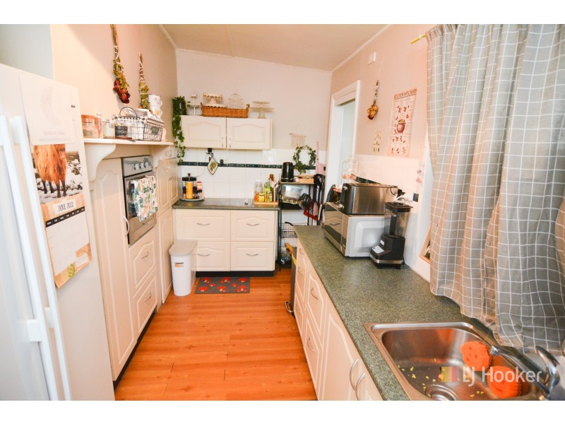 91 Chifley Road, Lithgow NSW 2790