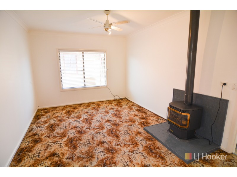 11 Atkinson Street, Lithgow NSW 2790