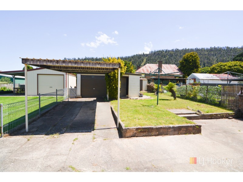 11 Atkinson Street, Lithgow NSW 2790