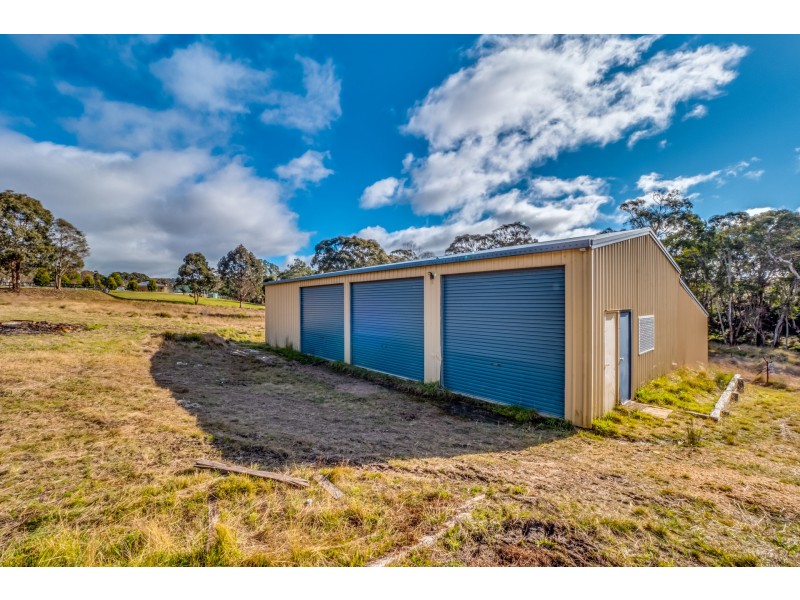 364 Thompsons Creek Road, Pipers Flat NSW 2847
