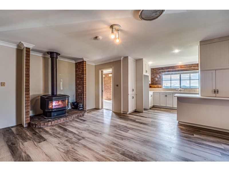 364 Thompsons Creek Road, Pipers Flat NSW 2847