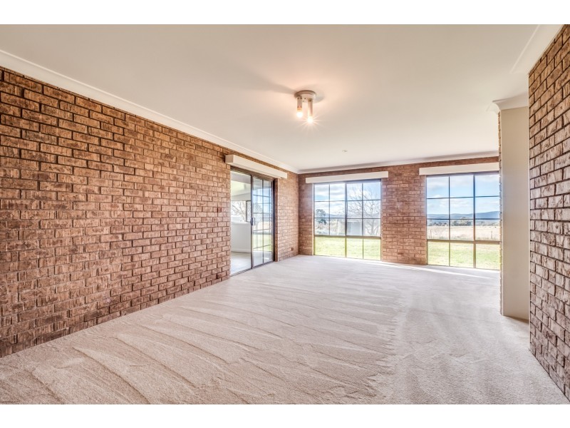 364 Thompsons Creek Road, Pipers Flat NSW 2847