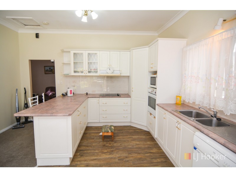40 Geordie Street, Lithgow NSW 2790