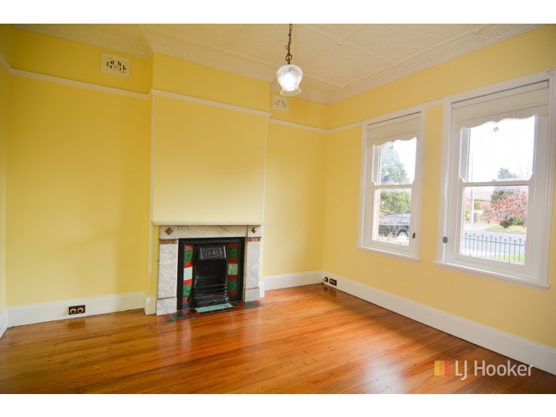 27 Ordnance Avenue, Lithgow NSW 2790