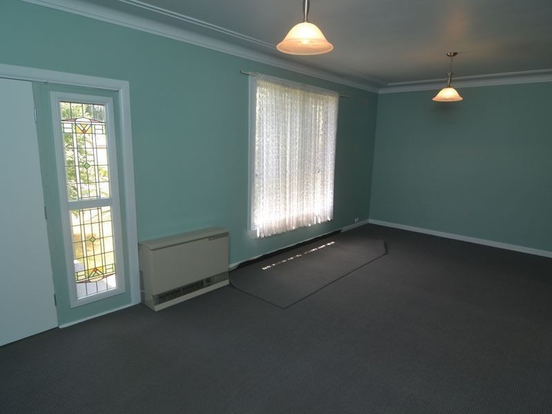 33 Stewart Street, Lithgow NSW 2790