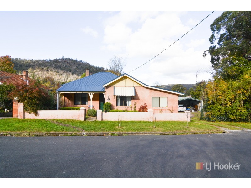 31 Macauley Street, Lithgow NSW 2790