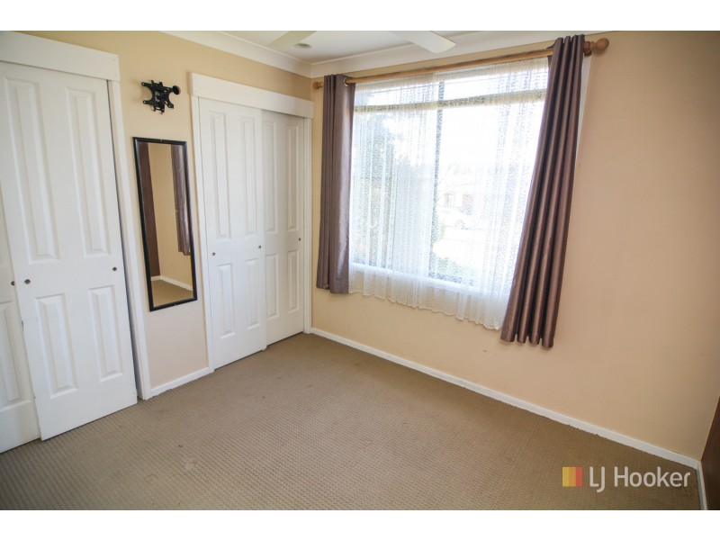 25 Musket Parade, Lithgow NSW 2790