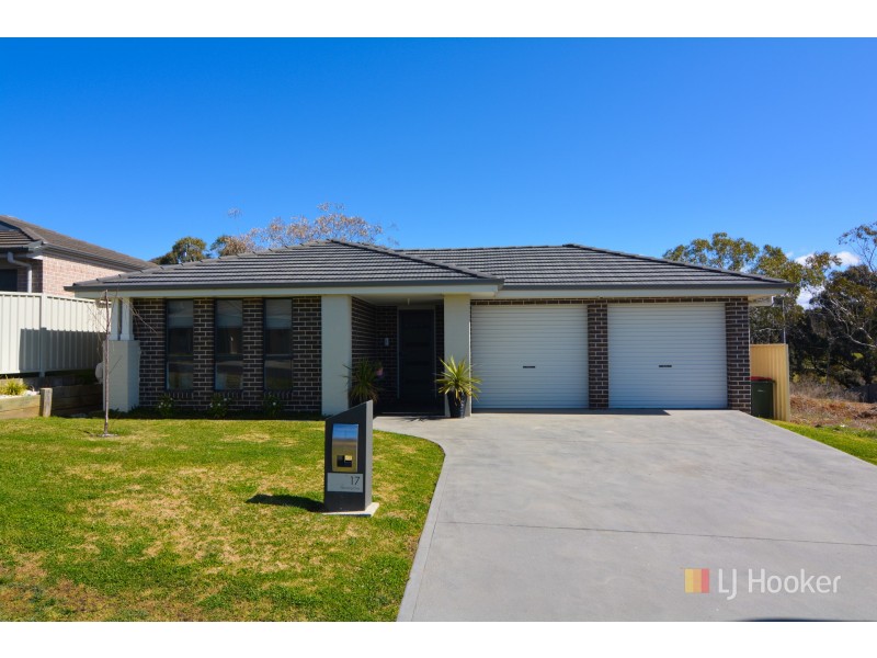 17 Henning Crescent, Wallerawang NSW 2845