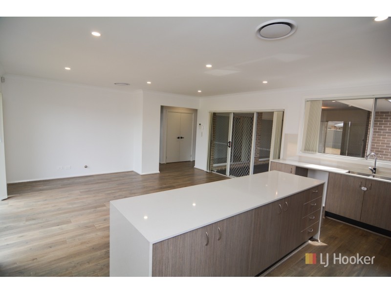 32 Henning Crescent, Wallerawang NSW 2845