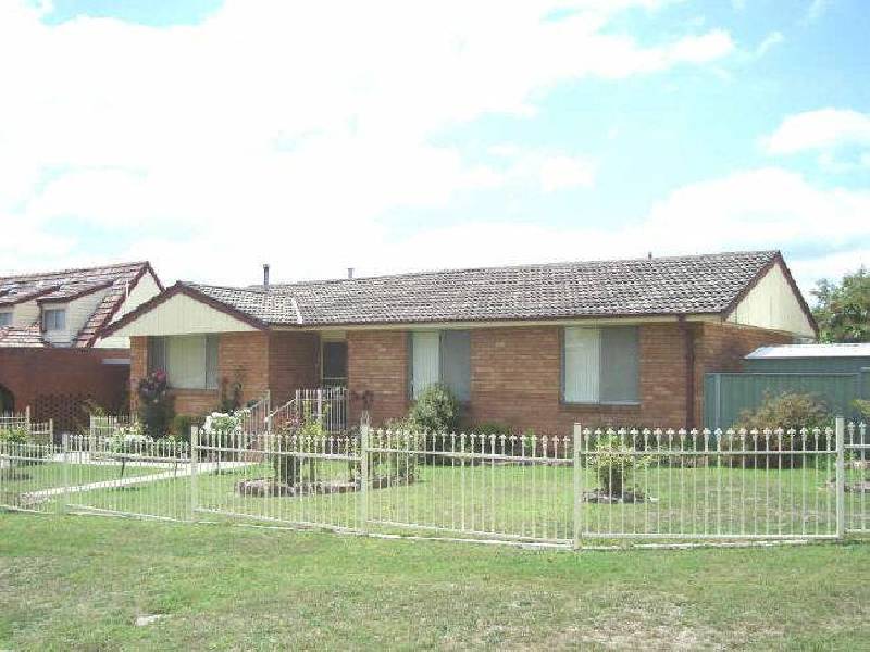 1 Wattle Grove, Lithgow NSW 2790