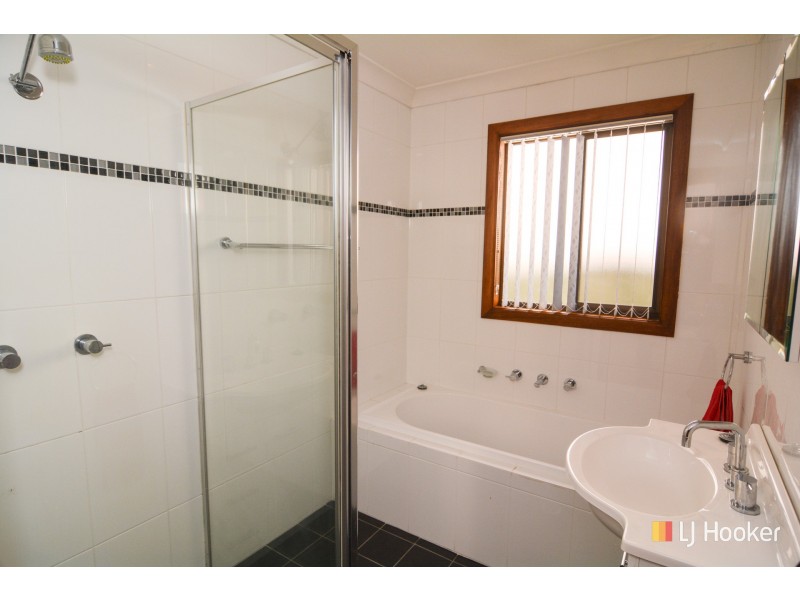 39 Enfield Avenue, Lithgow NSW 2790