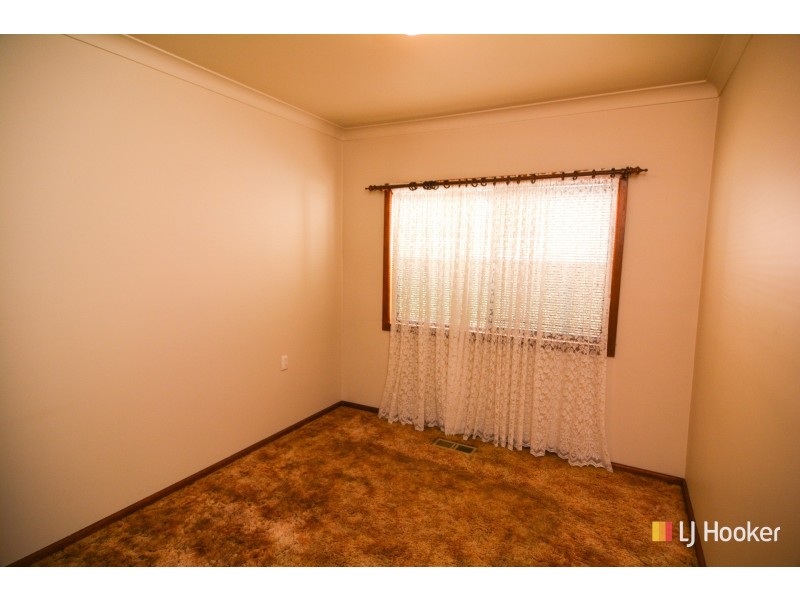 39 Enfield Avenue, Lithgow NSW 2790