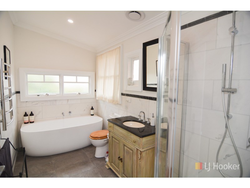8 Wrights Road, Lithgow NSW 2790
