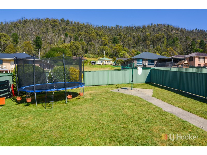 14B Wilton Close, Lithgow NSW 2790
