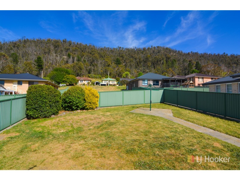 14B Wilton Close, Lithgow NSW 2790