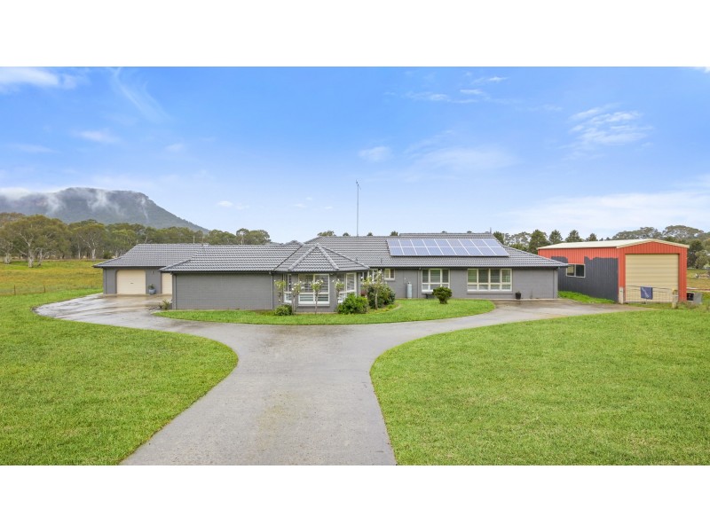 590 Browns Gap Road, Hartley NSW 2790