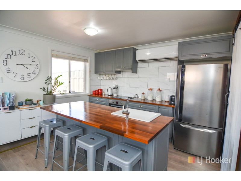 8 Henning Crescent, Wallerawang NSW 2845