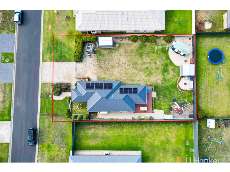 8 Henning Crescent, Wallerawang NSW 2845