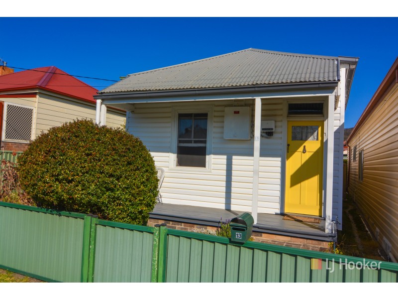 13 Chifley Road, Lithgow NSW 2790