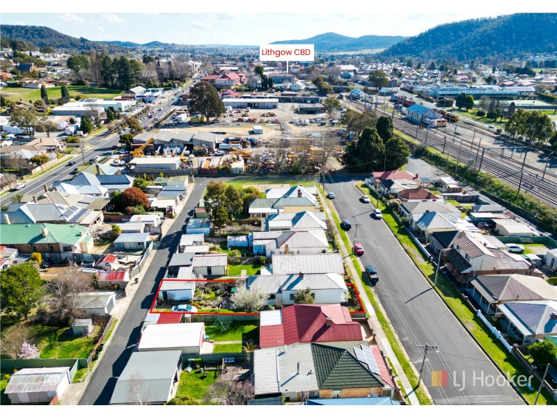 13 Chifley Road, Lithgow NSW 2790