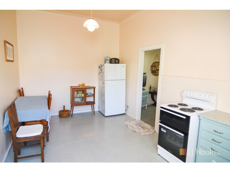 13 Chifley Road, Lithgow NSW 2790