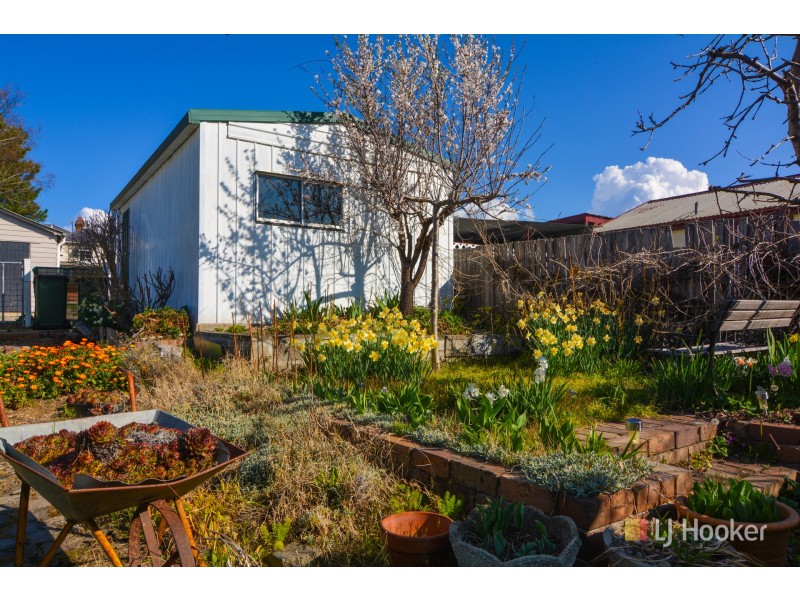 13 Chifley Road, Lithgow NSW 2790