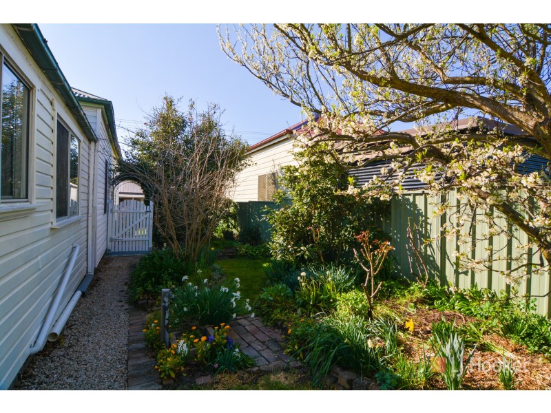 13 Chifley Road, Lithgow NSW 2790