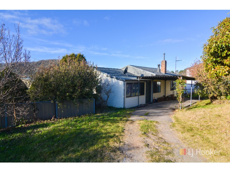 25 Inner Crescent, Lithgow NSW 2790
