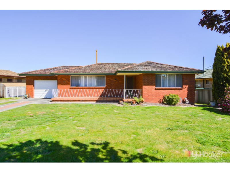 4 Rifle Parade, Lithgow NSW 2790