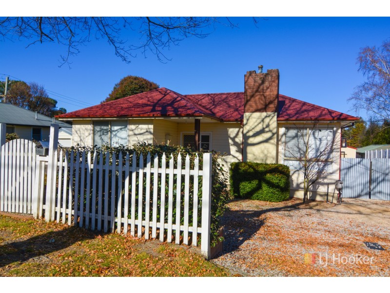 22 Andrew Street, Lithgow NSW 2790