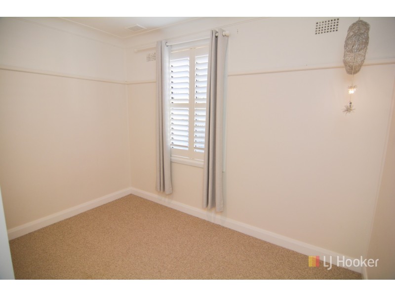 22 Andrew Street, Lithgow NSW 2790