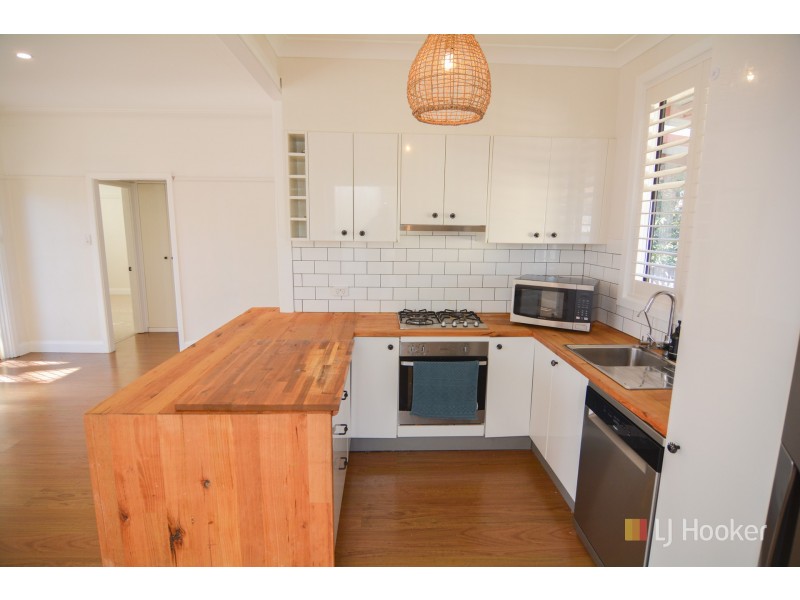 22 Andrew Street, Lithgow NSW 2790