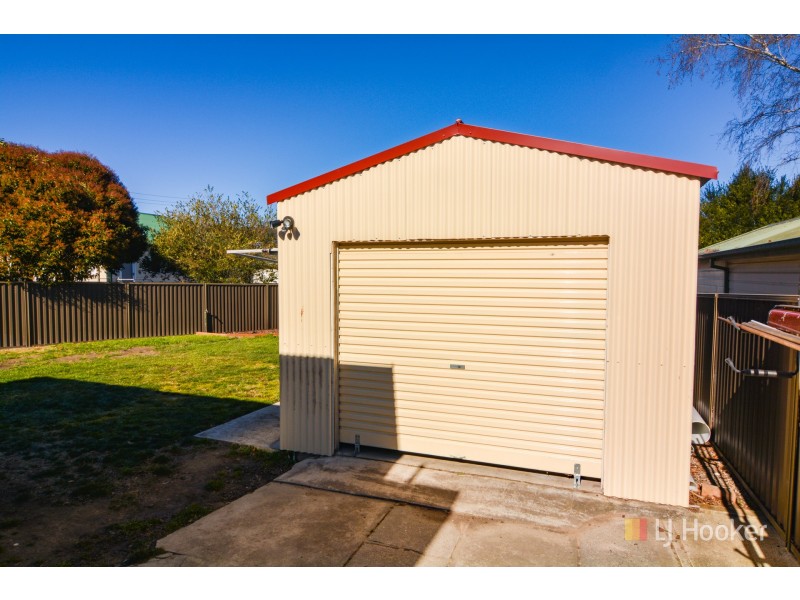 22 Andrew Street, Lithgow NSW 2790