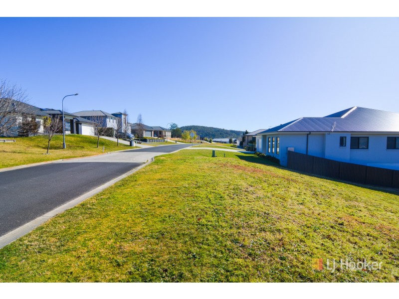 19 James O’Donnell Drive, Lithgow NSW 2790