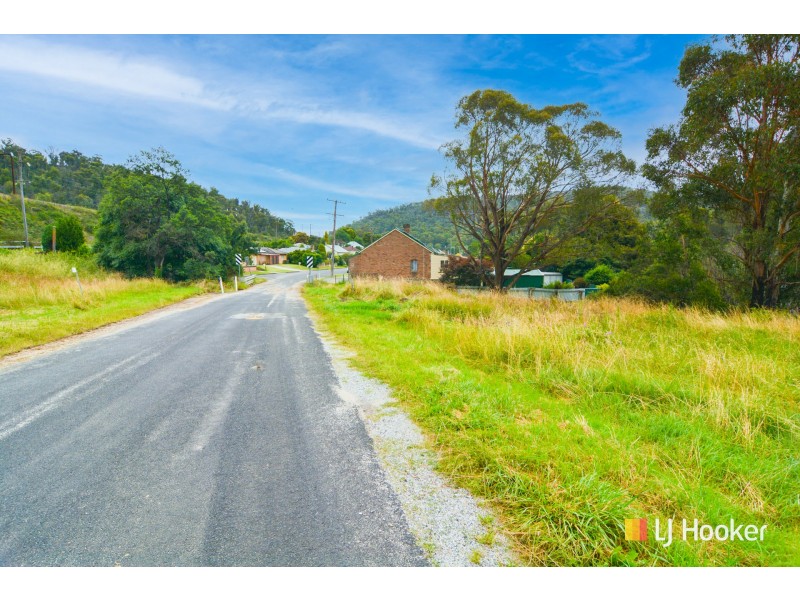 2B Bells Road, Lithgow NSW 2790