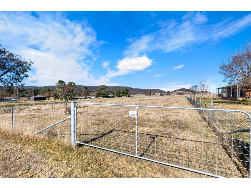 72 Reserve Road, Marrangaroo NSW 2790