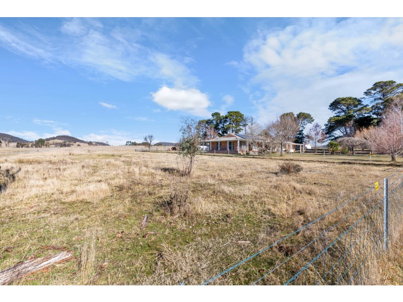 72 Reserve Road, Marrangaroo NSW 2790