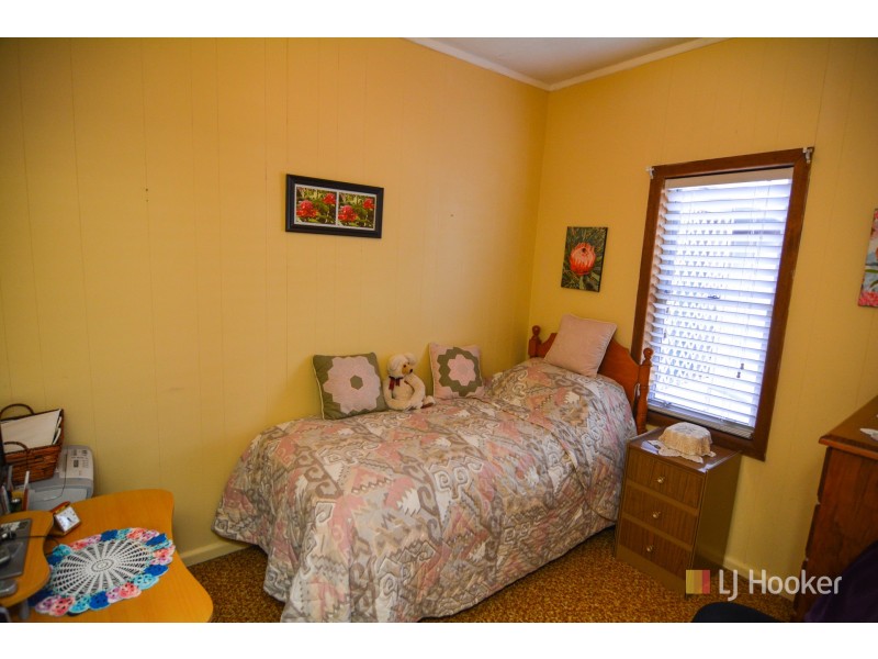 8 Amiens Street, Lithgow NSW 2790