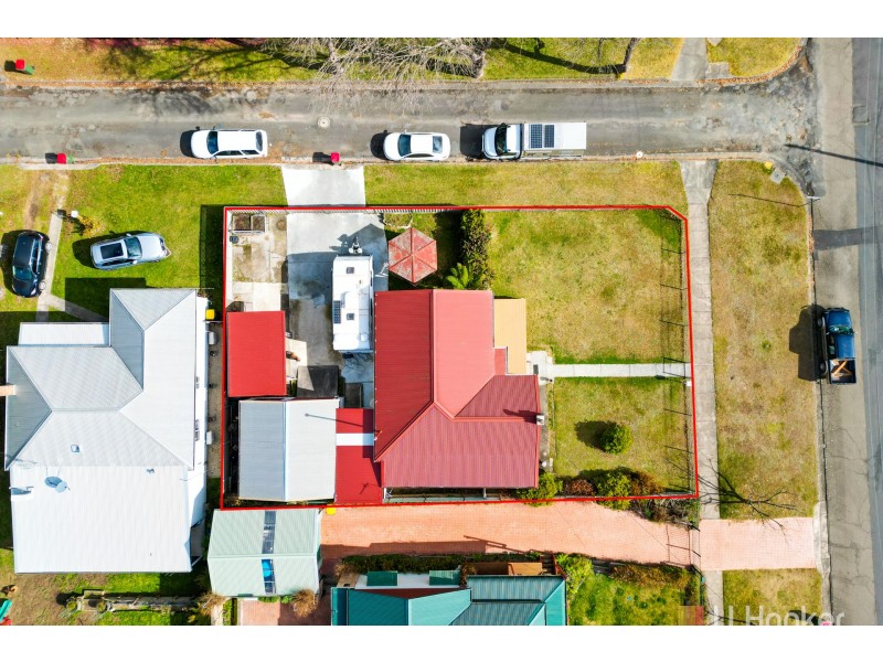 8 Amiens Street, Lithgow NSW 2790