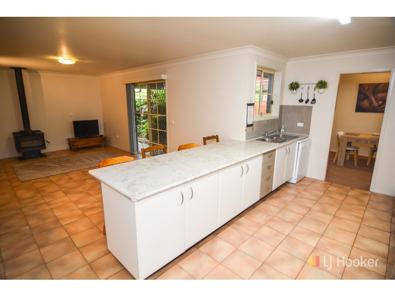 15 Blackett Drive, Wallerawang NSW 2845