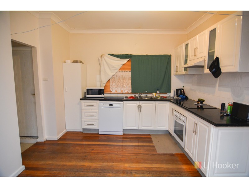 27 Hume Avenue, Wallerawang NSW 2845